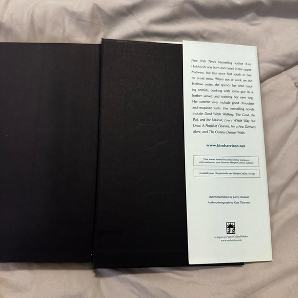 Hardcover Book: White Witch, Black Curse by Kim Harrison, Great condition - Picture 5 of 6